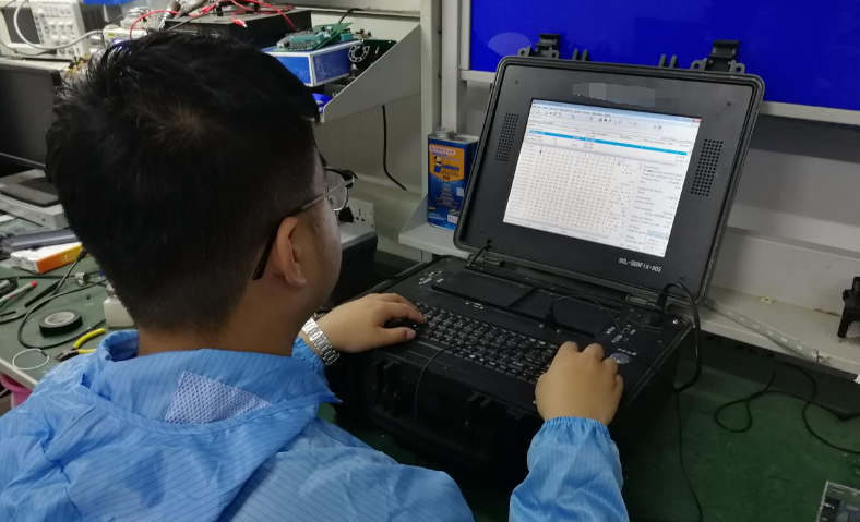 寻求线下专业数据恢复服务（终极手段）