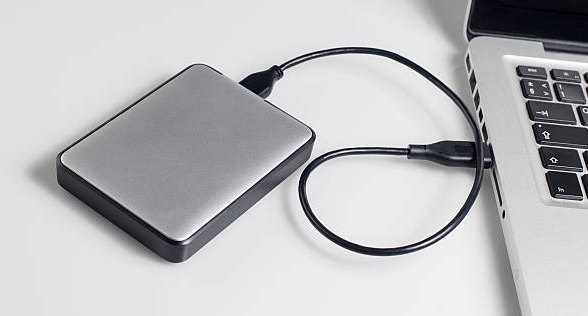 初步诊断与基础抢救——当硬盘“假死”时步骤一